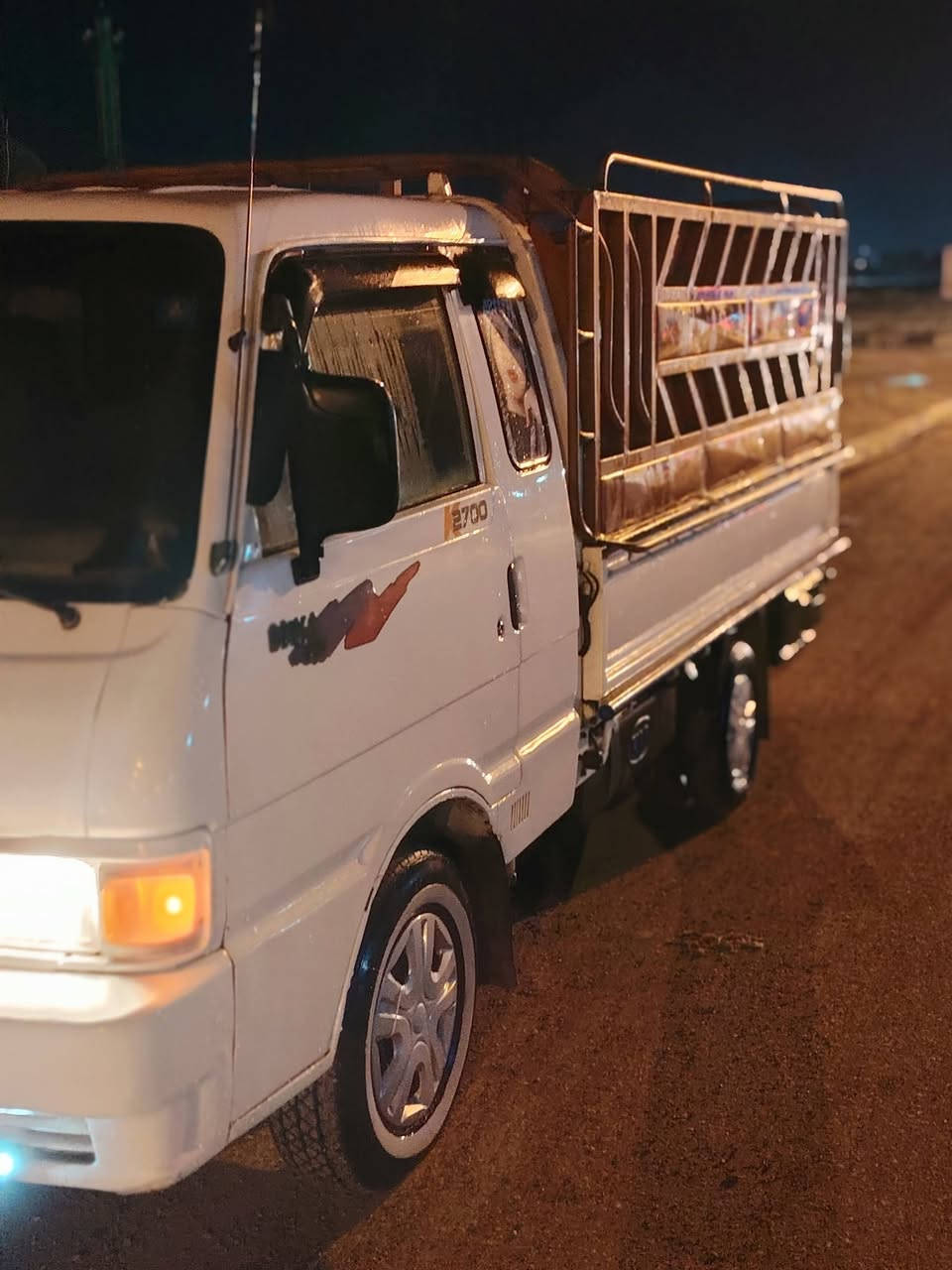 السلام عليكم كيا موديل 96 رقم نينوى باسمي دولي باتري جديد تايرات جدد شرط تحويل رقم الهاتف ***********
