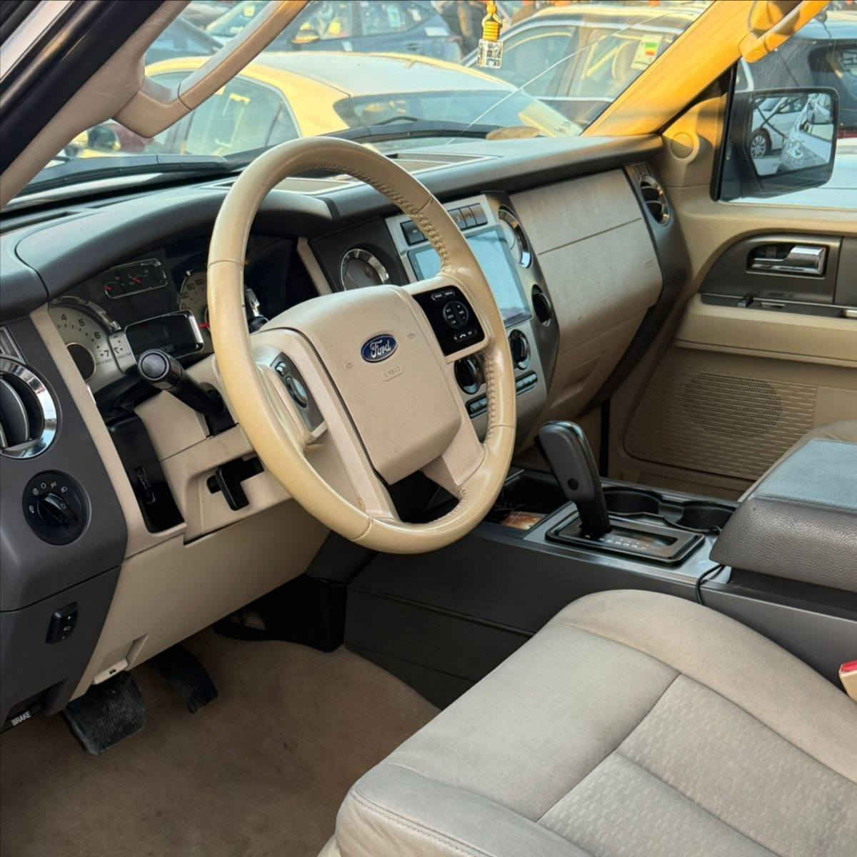 فۆرد اکسپدیشن 2012 سفری شەریکەی نیڤا XlT
بێ بۆیاخ 
زۆر تازە و بێ کێشە 
سەنەوی و ژینگە و هەموو شتێکی تا 2029 تازەیە
هەموو شتێکی بەشەرت 
4 تایەی تازە
ڕۆن و فلتەر و سێرڤس کراوە

سـعـر : لە کۆمێنت داوابکە ڕاستەوخۆ بۆت دێت 📥 

گێر و مەکیەنەی بەشەرت مەکینەی نەکراوە
هیچ کێشەیەکی تێدا نییە 

ژمارەی خاوەنەکەی 
***********
