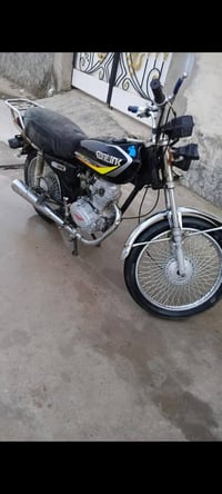 دراجه تايكر بسعر 250 وبي مجال بسيط 07506017583