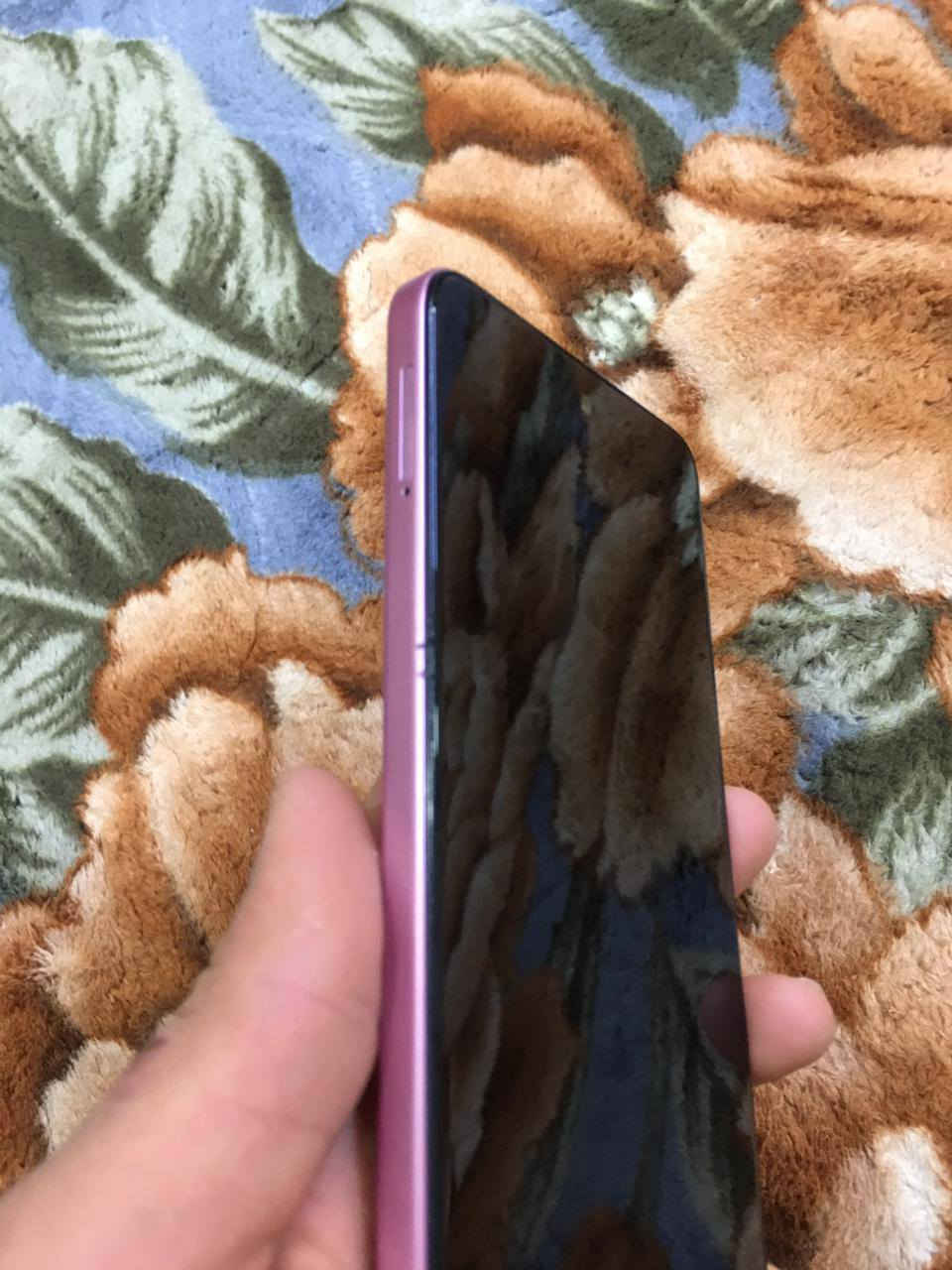 هوت 50 للبيع جهاز نضيف كارتون ملحقات كامله بصما بالصفحه و بصمت وجه ذاكرته 256 رام 12 جهاز كلش حلو مكان موصل ايسر *********** واتس او اتصال متواجد فيس سعرو 150 و بي مجال
