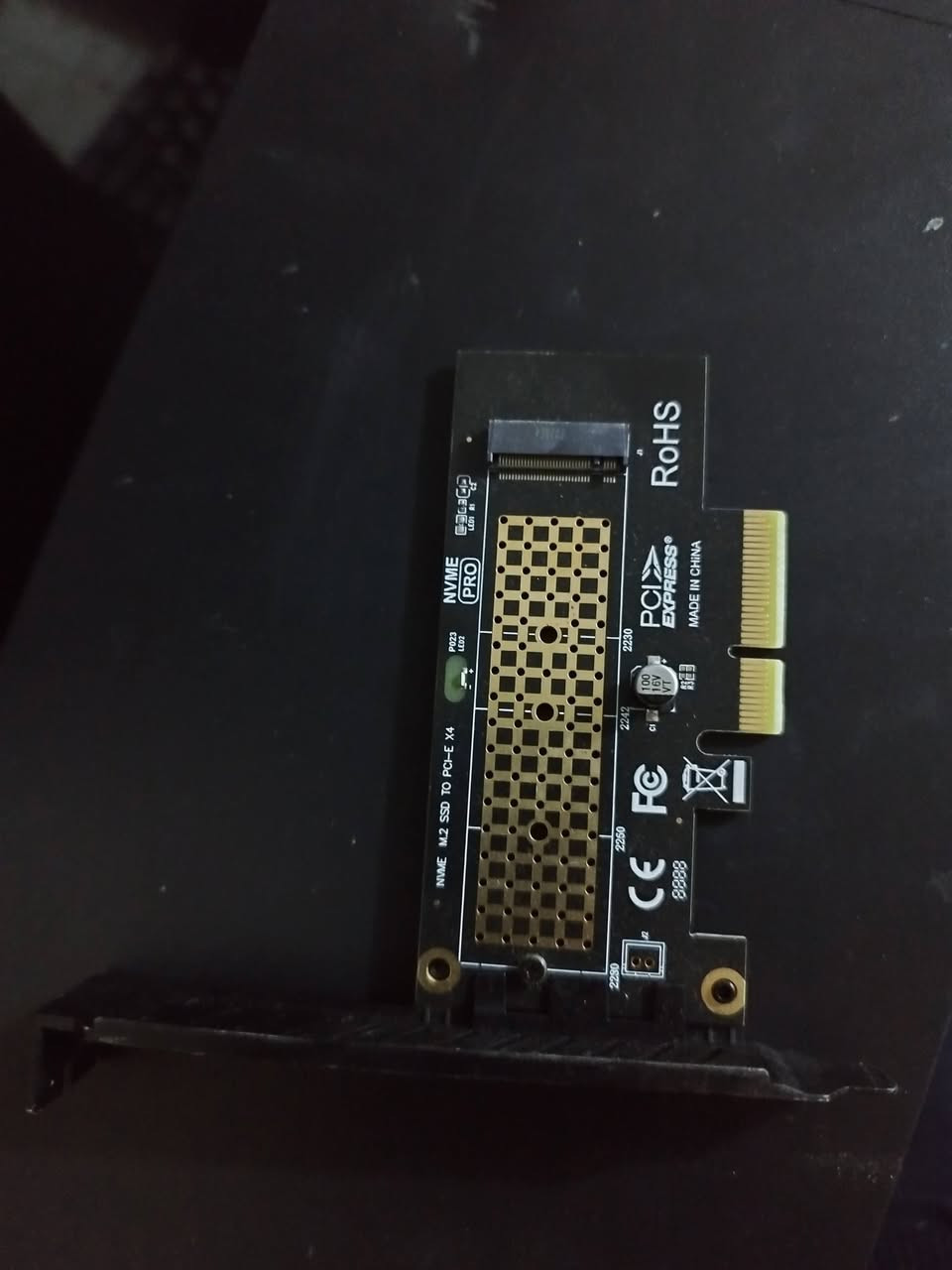 كارت فحم مراوح شغاله والثاني تركب عليه ssd m.2  للمراوس بهارد ssd128 فقط


**إذا كنت صاحب هذا الإعلان وتريد حذفه لأي سبب، رجاءا أرسل رسالة إلى الدعم الفني**