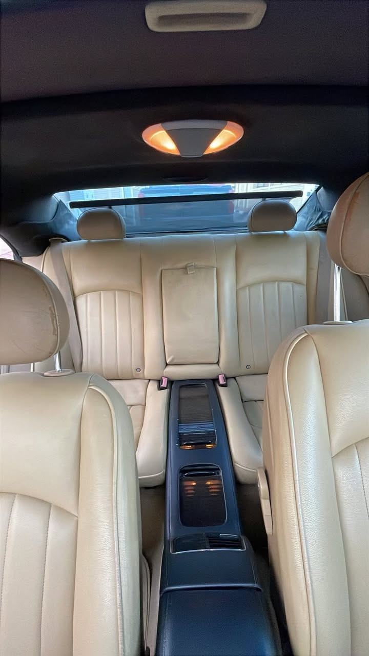 مارسيدس cls 550 V8
رقم اربيل الانكليزي شرط التحويل
مستعجل ع البيع كلشش سعر بلاش
طخم تاير جديد
تبريد ثلج 
حدادية جديده ١٠٠٪؜
فتحت سقف
كشنات كهرباء 
كشنات خلفيه منفصلات
بردة كهرباء 
لايتات زينون اصلي
قاصة خزن
السيارة بدون نقص
فول مواصفات ١/١ 
مكان السيارة بصره مدينة النرجس السكنية 
السعر ( 118 )
 وماكو هجي سعر بس مستعجل ع البيع كلش
للتواصل *********** اتصال او واتساب فقط

