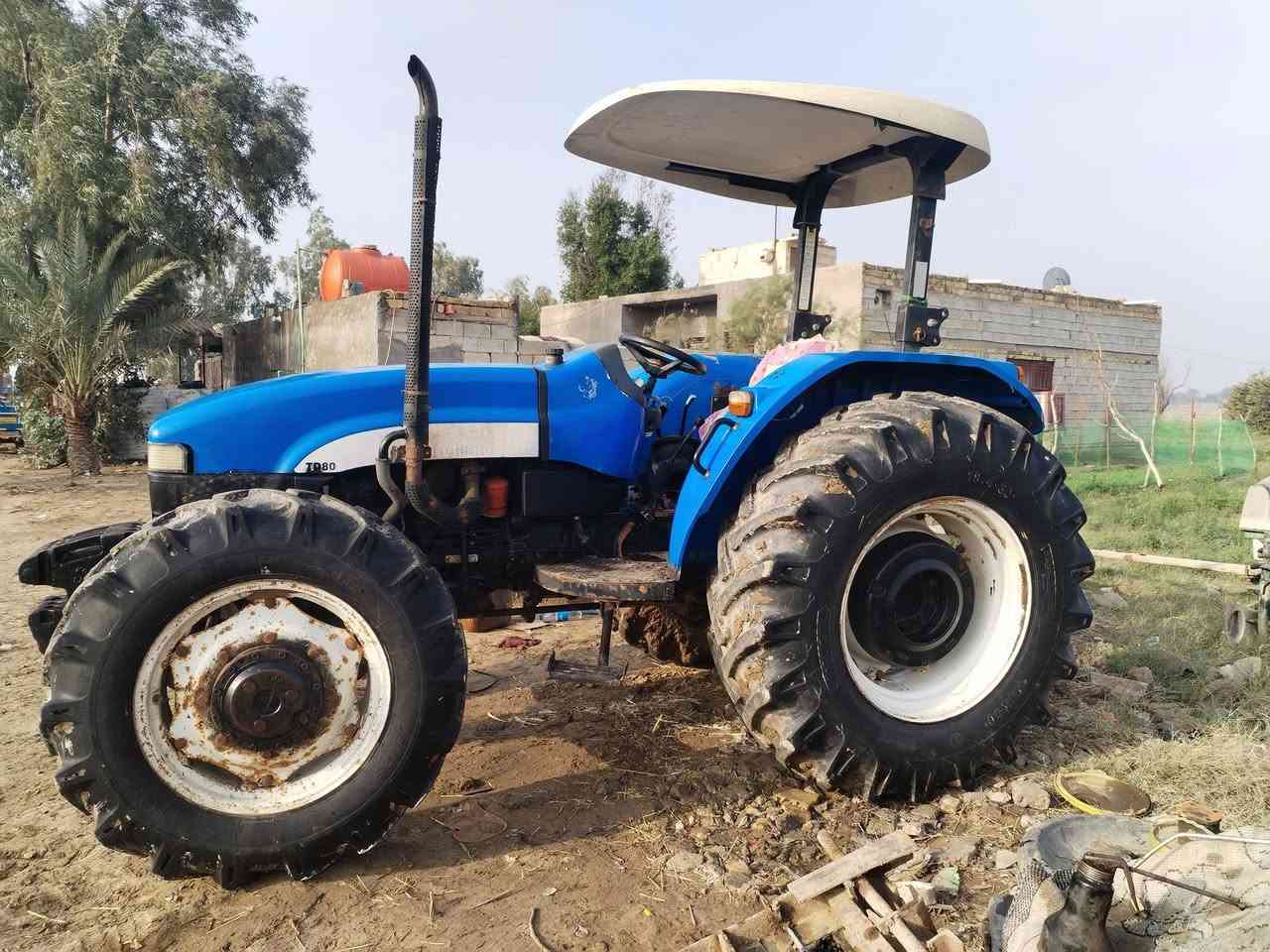 سلام عليكم ماكينه للبيع موديل 2011 رقم قادسيه رقم انكليزي استفسار عن الرقم ***********
