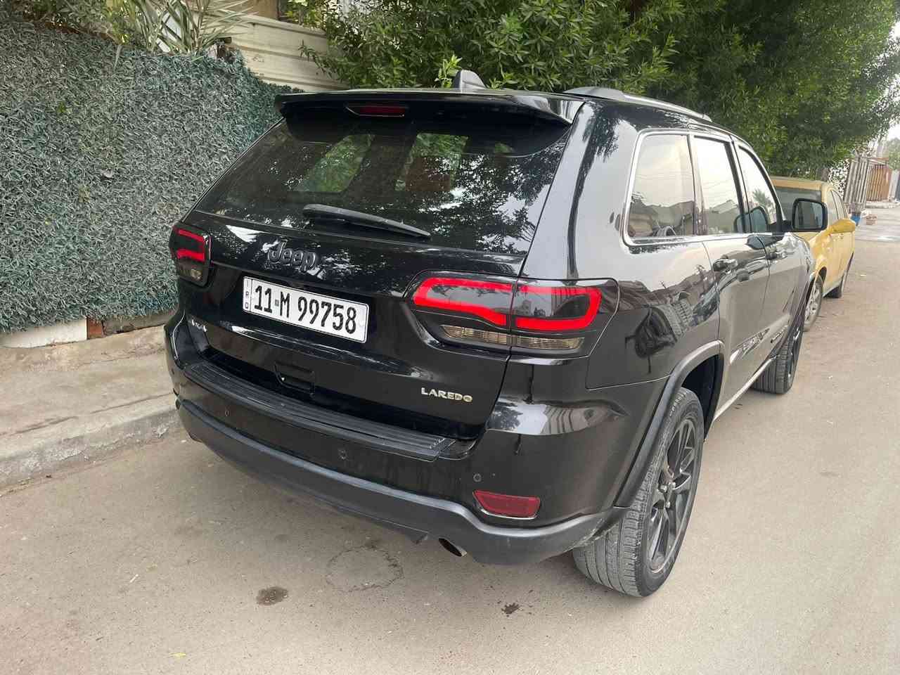 سلام عليكم من رخصة ادمن لكروب جيب لاريدو موديل 2019موصفات سيارة شاشة كبيرة تحكمات ستيرن وفتحة قمارة وبجم زينون فور ويل مانع نزلاق وباقي موصفات جيب معروفة سيارة بية جاملغ مبدل وبنيد مصلح ومصبوغ وبية سبب نقل من امريكا للعراق صارت زلوغ بكصة قمارة ونبخت علة كده سيارة جديدة وحلوة ونضيفة واحلى من صور مكاني بغداد طالبية للستفسار ***********لسعر 215وبية مجال
