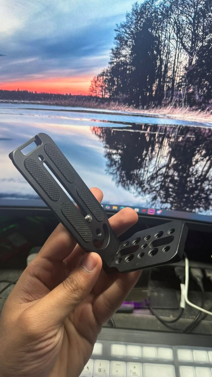 1 براكيت L  ٢٥ الف
2جنطه رونن السعر 40
3جنطه افات2السعر50


**إذا كنت صاحب هذا الإعلان وتريد حذفه لأي سبب، رجاءا أرسل رسالة إلى الدعم الفني**