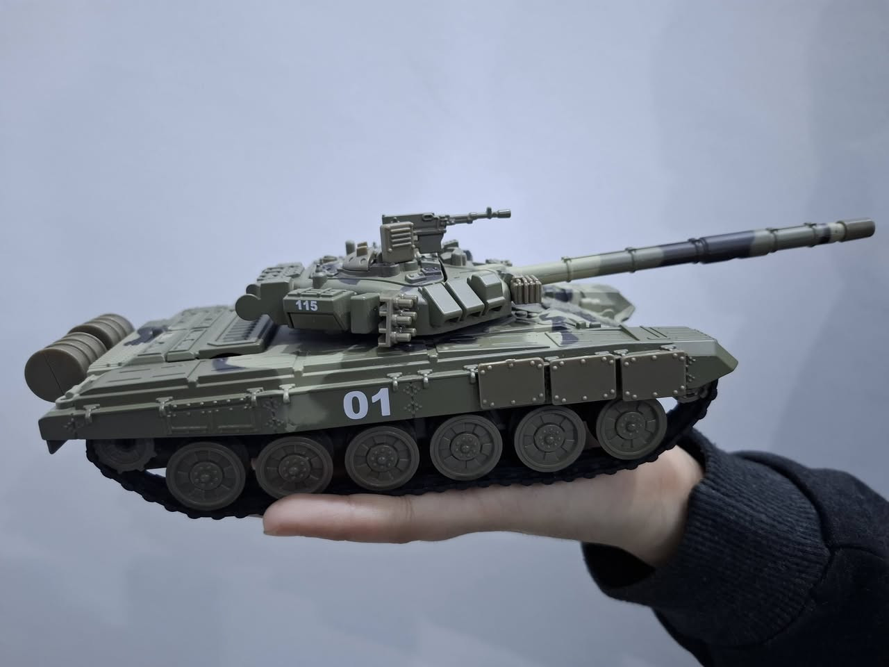 دبابه عملاقه حديد بالكامل الحجم واضح بالصور  .. متوفر


**إذا كنت صاحب هذا الإعلان وتريد حذفه لأي سبب، رجاءا أرسل رسالة إلى الدعم الفني**