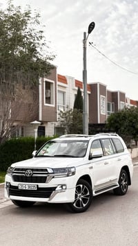 لاندكروزر GXR • فول مواصفات • رقم سليمانية