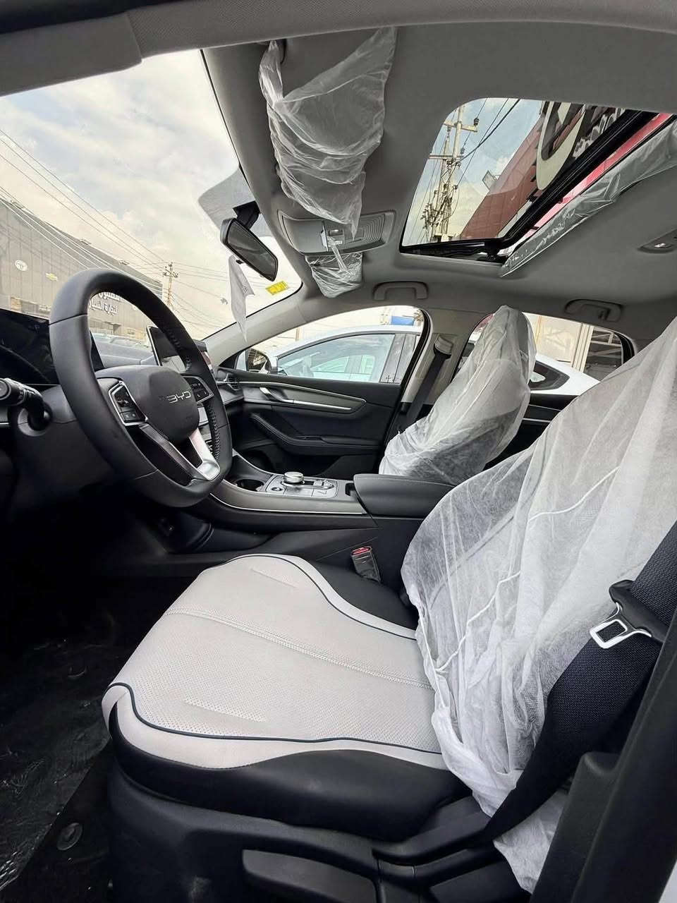 بي واي دي ديستروير 2025

• سيارة هجينة = قوة + اقتصاد + رفاهية 
• نظام plug in = 3x1 (كهرباء + بانزين + هايبرد)

✔ فتحه سقف سلايت
✔ شاشة دوارة 12.8 إنج
✔ انارة LED متكاملة
✔ محرك 1.500cc هجين اقتصادي وأداء يبهرك
✔ أنظمة أمان متطورة
✔️ لون ابيض داخل جلد ابيض

 لمعرفه السعر علق برقم 1 الرد التلقائي 📮

متوفر مرقم جاهز مثبت لوحات ✅

عنوان الشركة📍.. بغداد - معارض البياع - الشارع الرئيسي

للاستفسار الاتصال  📱:
 ***********📱
*********** 📱
***********📱
 ***********📱
 ***********📱
*********** 📱

