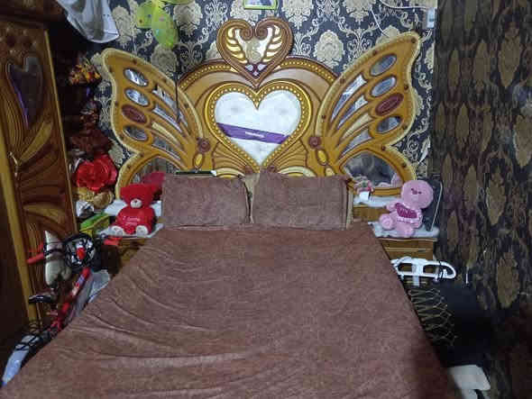 سلام عليكم للبيع غرف نوم مستعمله سعر 375وبي مجال ناحيته الحيدرية ***********
