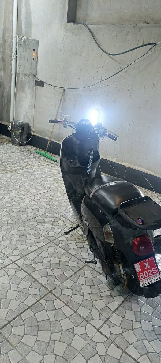 بوليس موديل 2008 كابريتر
دراجه خير من الله سلف شغال بس دكمه مكطوع وايل ترجع تشتغل هندر شغال 
دراجه مكينه ولفات مبدله 
خرز وتنضيف كلجات وتصفير شلعه ومعدل
سعر 350وبيها مجال 
مكاني ديالى  بعقوبه شارع خريسان 
تصال متواجد.. ***********
