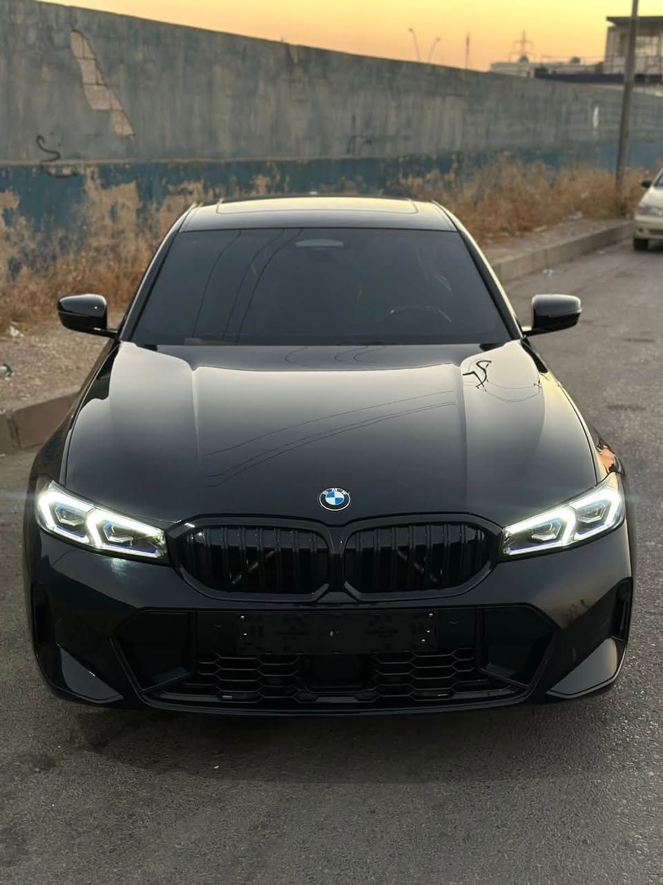 🤲السلام عليكم🤲
❤️النوع:BMW 330❤️

🦁الموديل:2025 M PRO🦁

الضرر:بيها فقط چاملغ الامامي يمين  صبغ
بدون دواخل بدون الايرباگ

🫡السعرر:35500$ بيها مجال بسيط🫡

🙏العنوان:اربيل معرض شاروژ🙏

☎️الرقم موبايل:***********☎️
