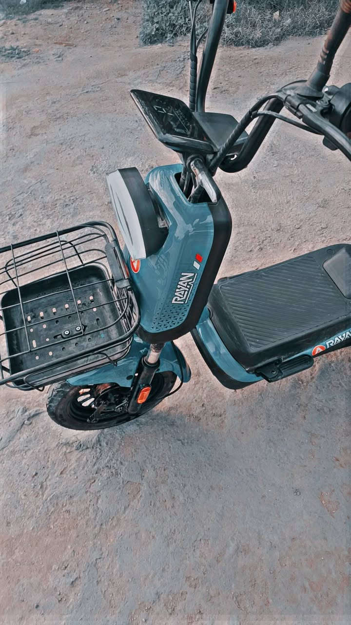 للبيع دراجة الريان حجم 17 بطاريات ليثيوم تحكم 3سرع مكانها بغداد الاستفسار اكثر اتصال على رقم ***********
