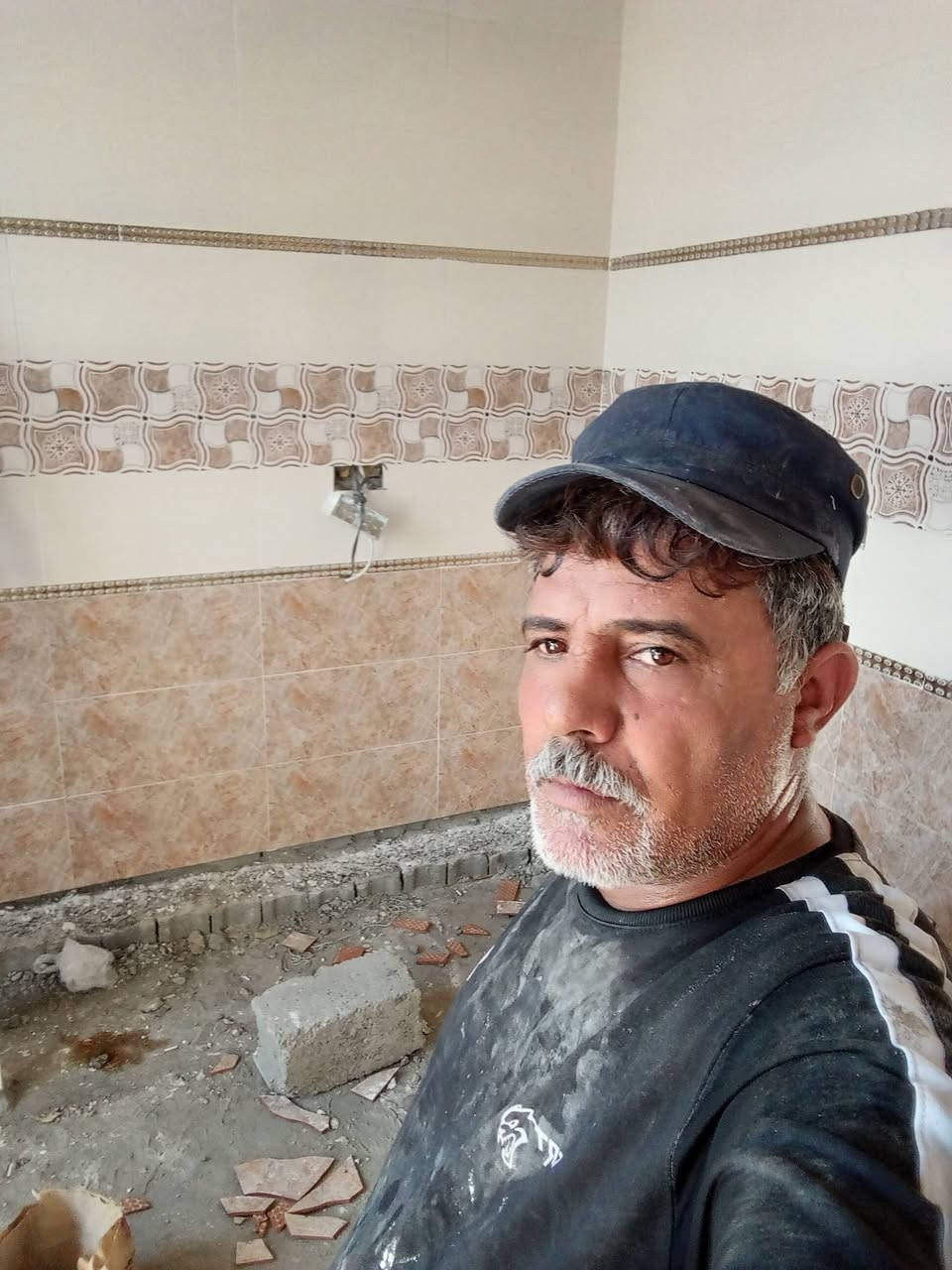 خلفه سيراميك كرانيت مرمر بورسلين ارضي جدران متفرغ حاليا التزام بلعمل واسعار مناسبه في كربلاء حصرا للاتصال *********** واتساب ***********
