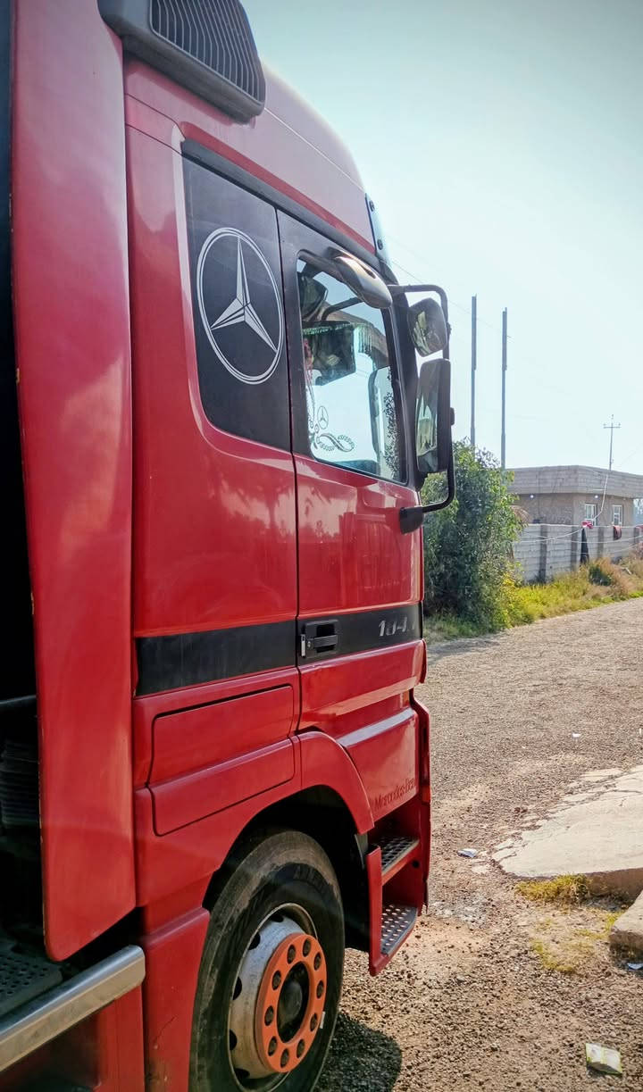 سلام عليكم اكتروس للبيع موديل 2002 رقم انبار حجم 1843راس أو عربانه حداديه شاصي 16حدادي أربعة محاور مرسمه مكفولة رأس أو عربانه السعر 340 عنوان بغداد أبو غريب الاستفسار ***********
