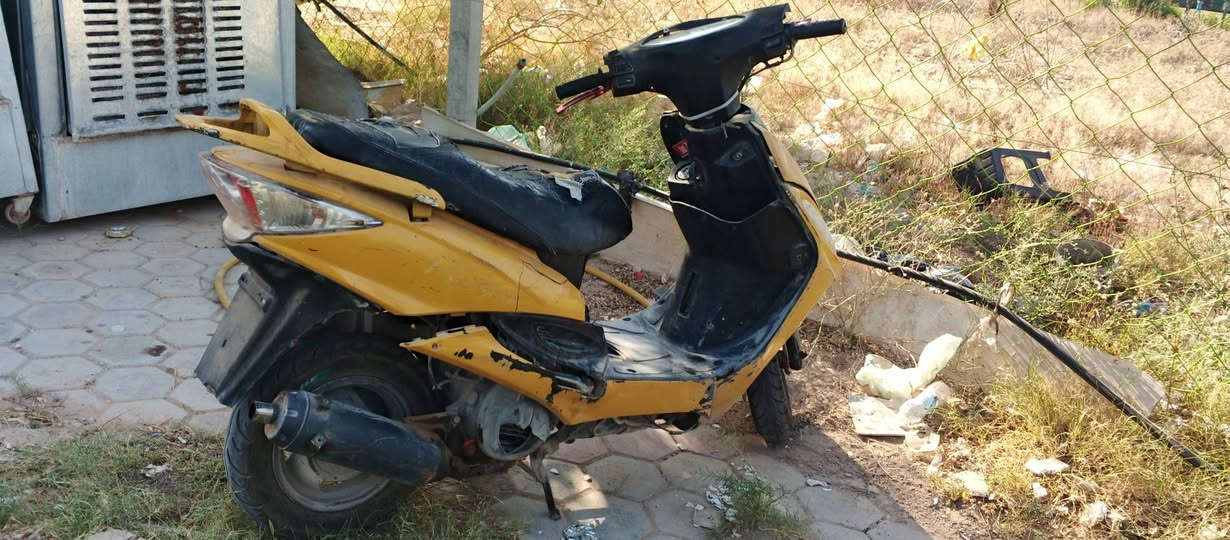 السلام عليكم دراجه كماكو للبيع السعر 200وبيه مجال قليل دراجه بيه خيط بخار خفيف مكان النجف للاستفسار خاص او الرقم ***********

