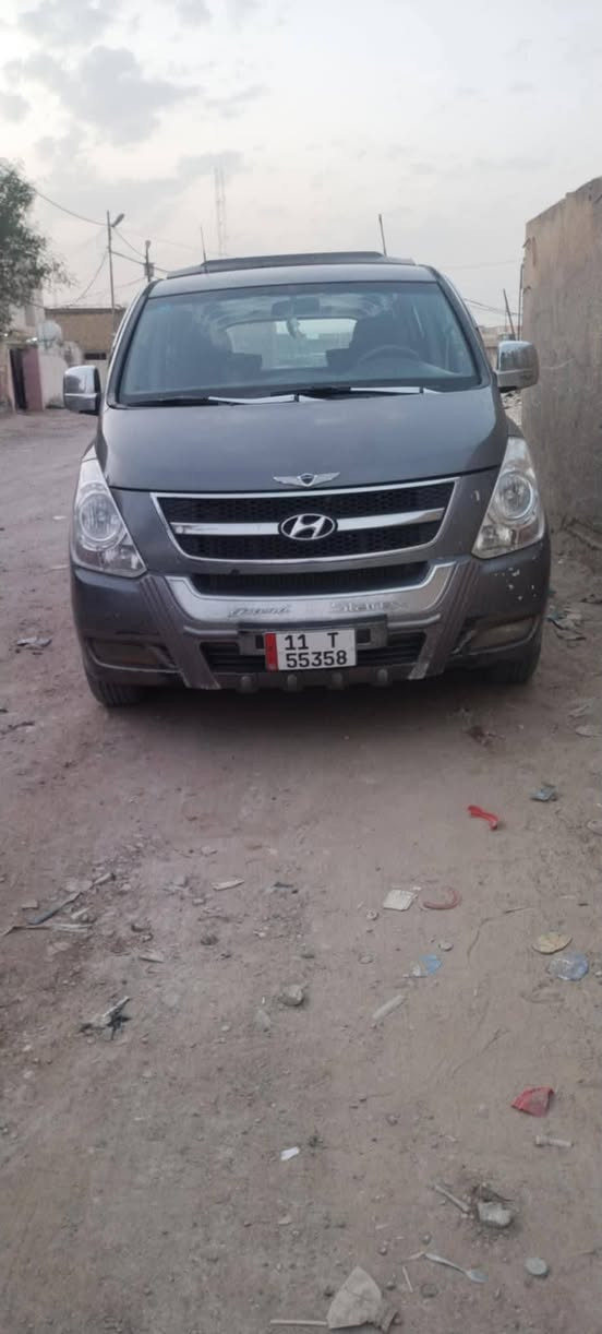 ستاركس 2009. بانزين اصل  للبيع
رقم بغداد مكان ديوانيه سياره باسمي. رقم انكليزي  

للاستفسار ***********
