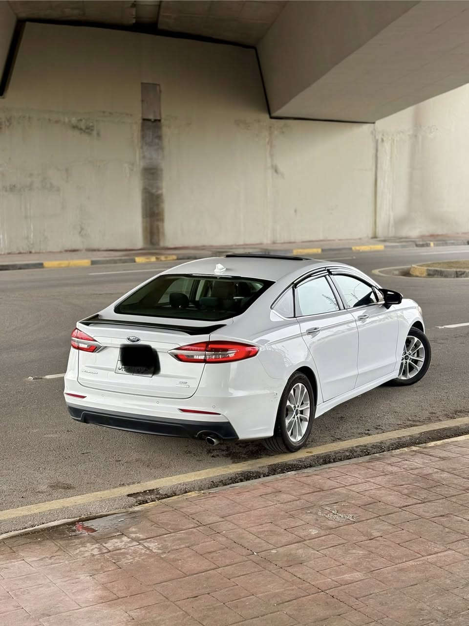 فيوجن 2020 
لون السيارة : ابيض 
حجم المحرك: 1.5T🚀
مشي السيارة : 58 mil
رقم أربيل. 

فئة السيارة : SE PLUS فول مواصفات 
1-سلايد 
2-بصمة تشغيل
3-صندوق بصمة 
4-فتح وقفل الجامات من البصمة 
5-كودات فتح وقفل الابوب 
6-رادارات 360 درجة 
7-تبريد خلفي 
8-شاشة كبيرة 
9-كامرة خلفية 
10-تحكمات استيرن 
11-مثبت سرعة 
12-تحديد مسار 
13-كير ماوس 
14-هند بريك بصمة 
15-SPORT
16-كيج ديجيتال 
17-عدد السمات 11
18-كشن كهرب 
19-بك لايت ليد 
20-حساسات خلفية 
21-توقف ذاتي 
22-ويل كب حجم 17 

ملاحضة ( السيارة بدون صبغ بيها 
مكانين تعديل فقط بدون دواخل وبدون ايرباك ) 

ملاحضة ( السيارة عليها تعديل ) 

السعر ( 150 ) وبيها مجال بسيط 
مكان السيارة ( موصل ) 

***********
***********
