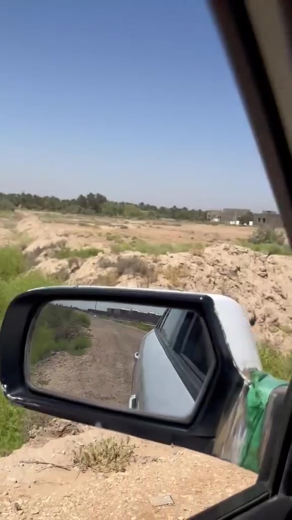 ارض مساحه ٥ دونم طابو زراعي سند ٢٥ حله ورديه خارج مجاور مجمع ابو سجاد خلف التجاري موقع مميز كافه الخدمات  تبعد عن التبليط الرئسي ١٠٠ متر تبليط واصل الأرض مستوصف ومدارس ومجمع سكني متكامل سعر الدونم ١٠٥مع المجال استفسار *********** اتصال مع وتساب
