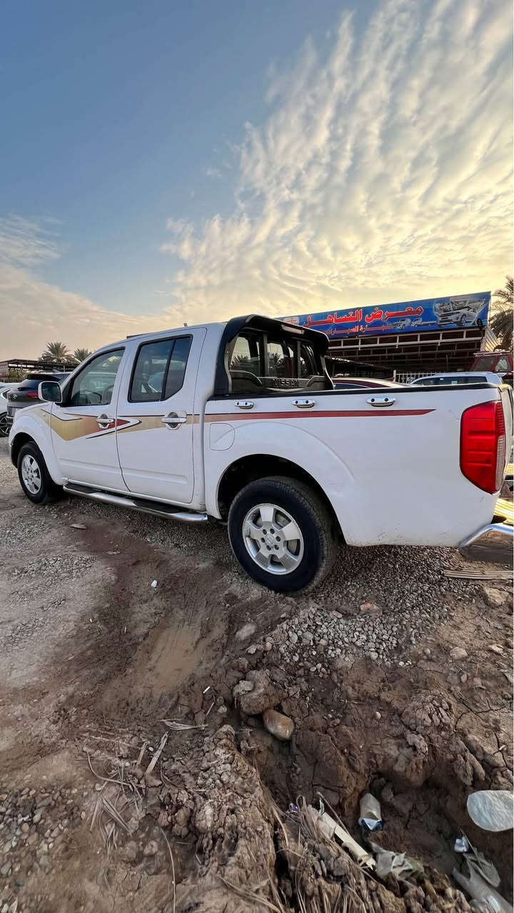 السلام عليكم 
للبيع نيفارا 2009 
رقم بغداد دولي 
كير اوتو محرك بلادي مكفول 
صدر كهربائيات جديد 
تبريد تدفئة كله شغال 
جاهزة من كلشي وناعمه وجديدة 
السعر 93 وبيها مجال
العنوان ديالى بعقوبة 
للاستفسار *********** بعقوبة, ديالى
