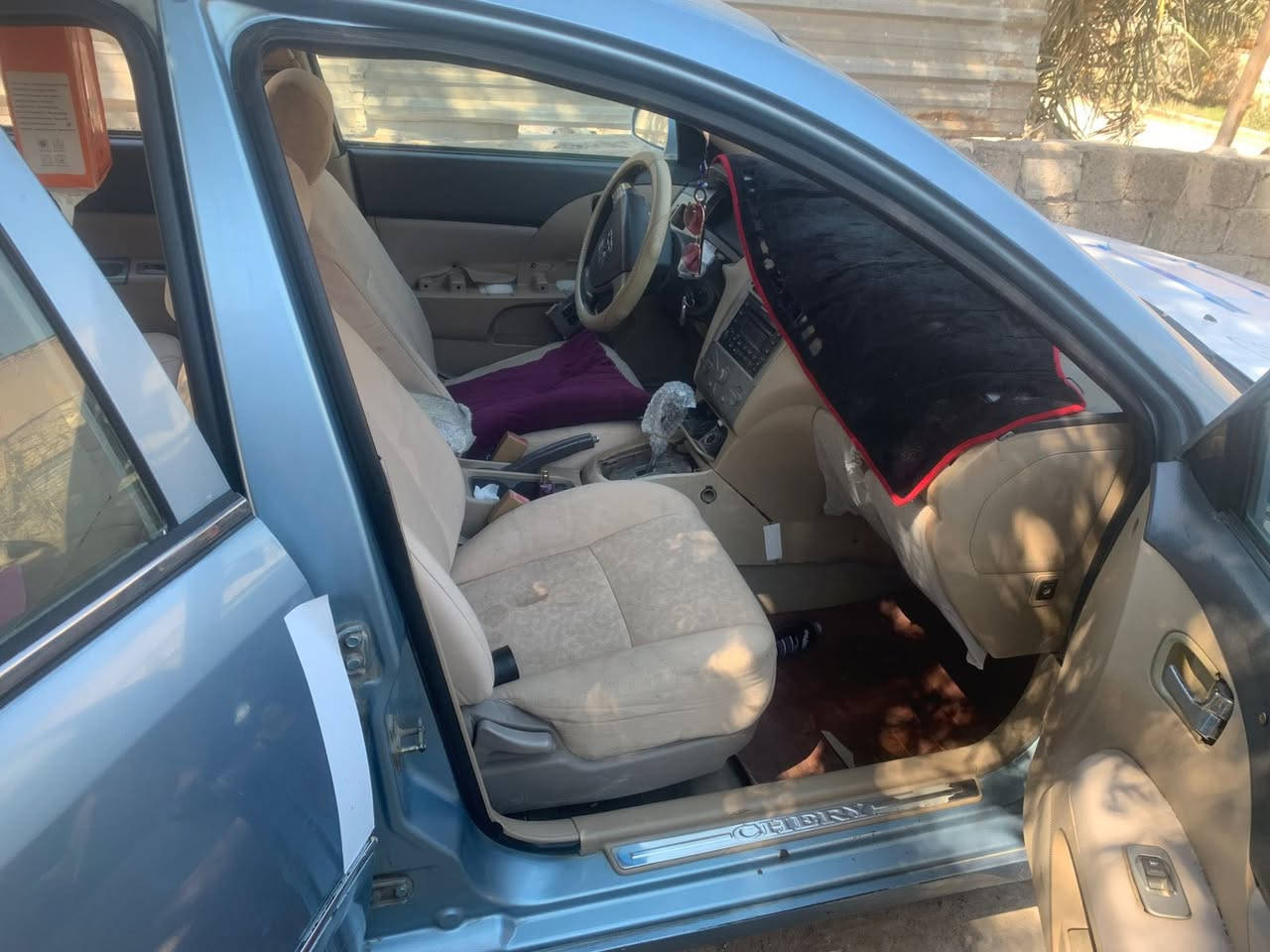 (مكلف بالنشر ) اتصل على صاحب السياره                       السلام عليكم شيري A5 موديل ٢٠٠٨ بغداد انكليزي سياره بدون قطره خياس داخلها جدا نظيف مكينه كير مكفولات حداديتها زينه تبريد شغال خير من الله سياره حلوه وكاعده مال بيت بيها ضربه خلفيه مو قويه والباقي مكفول  السياره معروضه ب٣٥ وبيها مجال بسيط مكانها حي اور ‭٠٧٧٣ ٦٣١ ١٤٦٤‬
