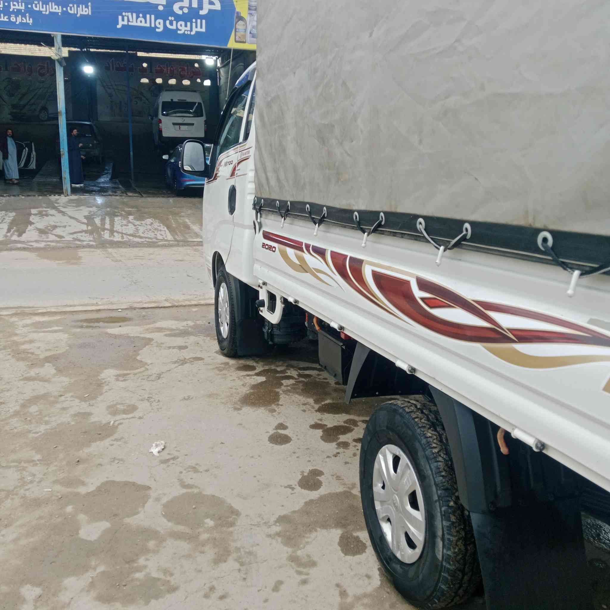 سلام عليكم للبيع 2700مديل 20شهر 12شكل جديد مواصفات ٢١ كفالة عامة من كلشي علشركة محرك ما مفتوح سيارة جديدة ماشية 100الف سيارة تبريد تدفىة هتر مري فول مكاني بغداد سعر ١٢٩ اي ستفسار اتصل ***********
