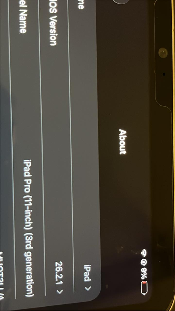 ايباد برو m1 مديل 21 الايباد شوفت عينك بس بي خط خفيف بالشاشه و ممأثر ؏ اللمس و عندك الفيس ايدي يشتغل بس ميقره ما اعرف شب
ي السعر فحم ب 450 بي مجال كلش بسيط 
واتساب فقط ***********
