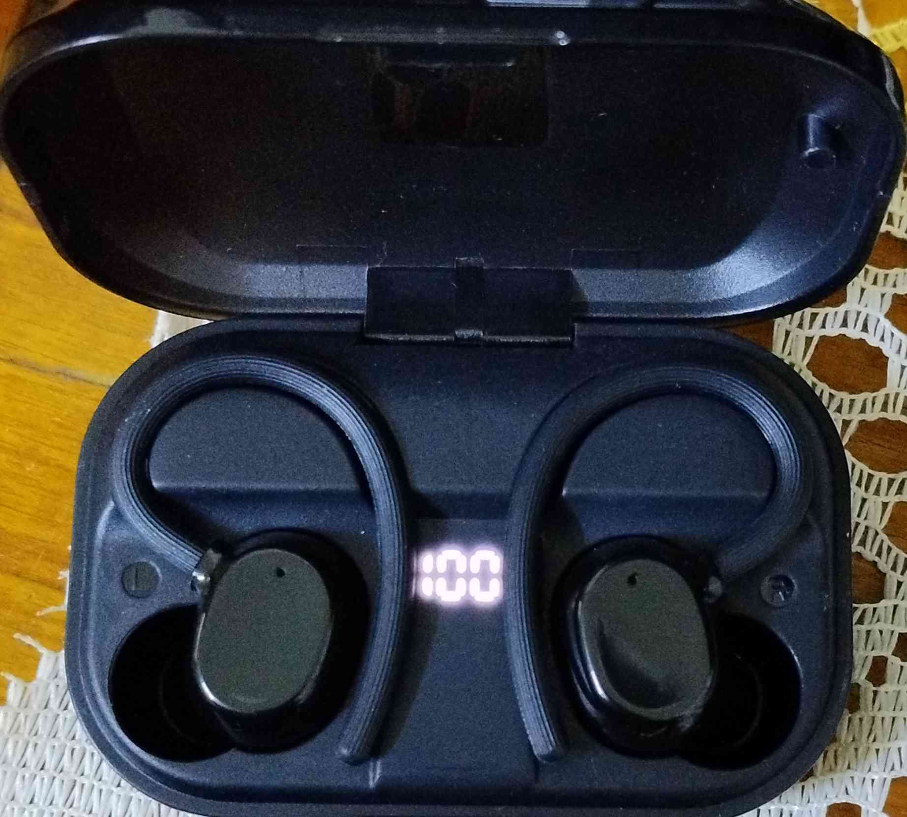 ايربود شحن بلوتوث 
السعر ١٣ الف موصل, نينوى


**إذا كنت صاحب هذا الإعلان وتريد حذفه لأي سبب، رجاءا أرسل رسالة إلى الدعم الفني**