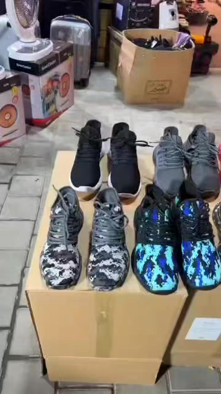 سكجر رجالي وشبابي متوفر كميه أسعار مناسبة مكاني بغداد للاستفسار واتساب ***********
