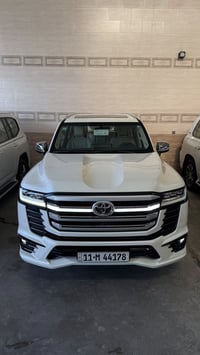 لاندكروز 2023 VX ماشية 20 الف   مغلفة كامله PPF   ام الضمانSAS اصلية  ...