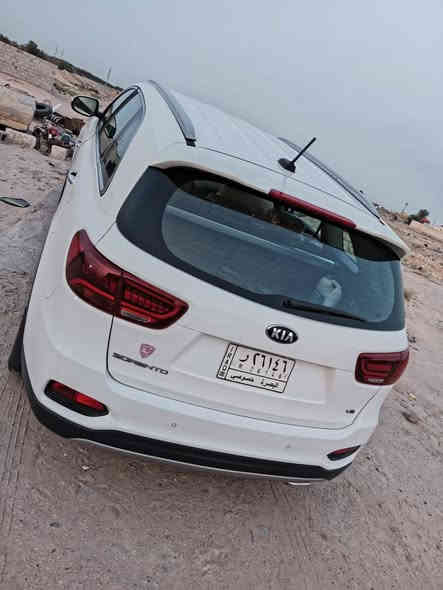 السلام عليكم سورنتو ١٨ خليجي محرك ٦ رقم بصره الجديد بسمي محرك كير كفاله السونار موجود بالصور السعر ٢٣٨ وبيه مجال الاستفسار اتصل ع رقم *********** مكان سياره الزبير
