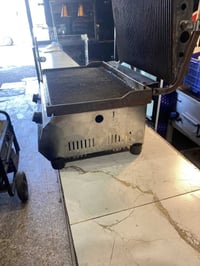 كابسه صاج الاصليه بيهه عيون غاز ثنين مكانهه جميله ٠٧٧٧٠٢٨٧٨٣٩