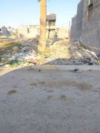 توجد قطعة أرض للبيع المساحه 100 متر الواجه 10 متر ونزال 10 متر طابو زر...