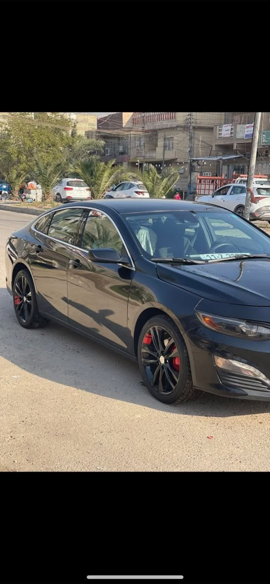 ماليبو موديل 23. ماشيه ٤٠. معوقين بسم خال صديقي  بعده زغير بصحه جيده حادثها مرفق ب المنشور حادثه مو كلش قوي ايرباك ستيرن فقط كمبريسر واكف فول السياره عده الفتحه تحكمات فول تبريد قطعتين موصفات Lt.      السعر ١٠٨

*********** بغداد الشعب
