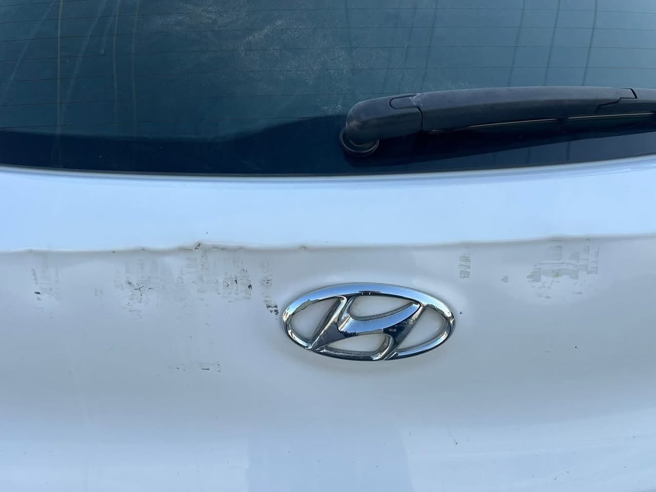 للبيع هونداي توسان 2020
🔹 السيارة وكالة او تحويل رقم اربيل باسم شركة

🔹 يوجد طخه بسيطة يم علامة هونداي (غير مصَلَّحة)

🔹 وضع السيارة بحالة الوكالة مكينه وكير كفالة وحدادية

🔹 بصمة تشغيل

🔹 داخلية جلد

🔹 حساس خلفي

🔹 شاشة

🔹 مواصفات توسان المعروفة

🔹 مكينة 2000

🔹 الممشى: 145 ألف كم

🔹 المكينة والگير مكفولات

🔹 السيارة جاهزة وبدون أي نقص

📍 الموقع: النجف – الكوفة

💰 السعر:193

📞 رقم الاتصال: ***********
