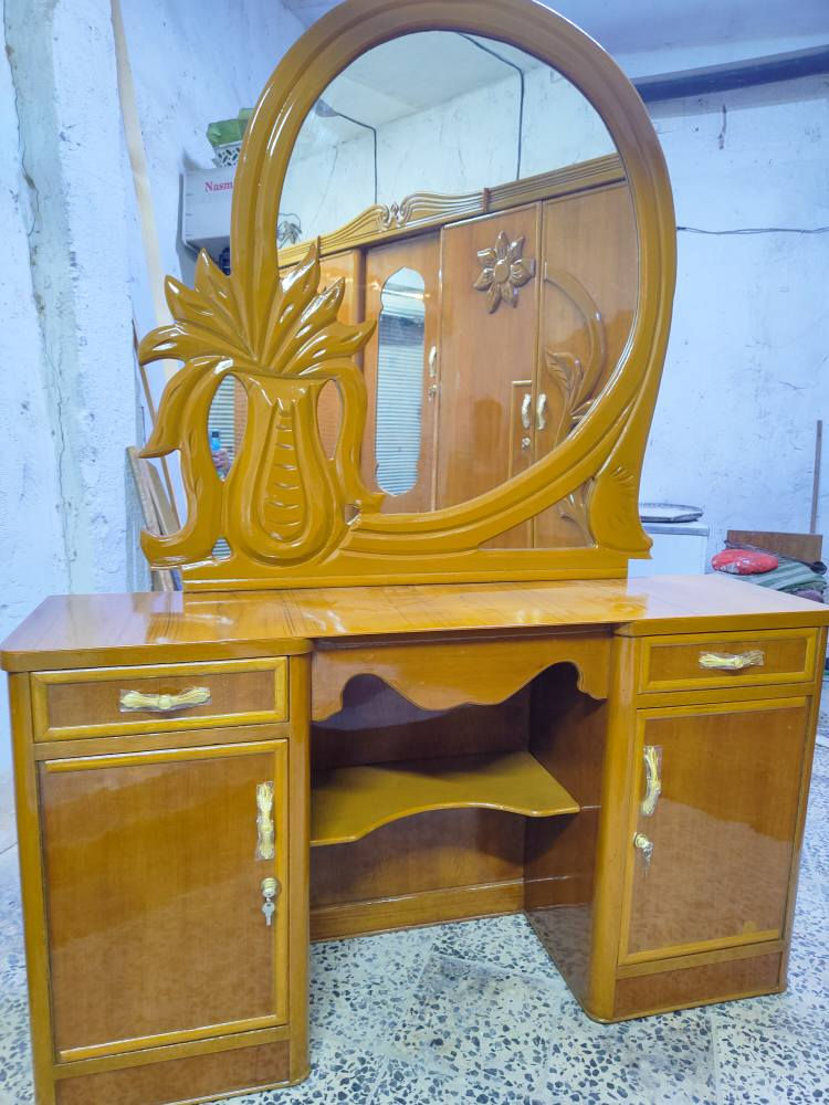 غرفة ام 5 تزكام صاج نضيفه جدا سعر 850 وبيها مجال الشراي يتصل مكان نجف حي الجزيرة *********** النجف, العراق
