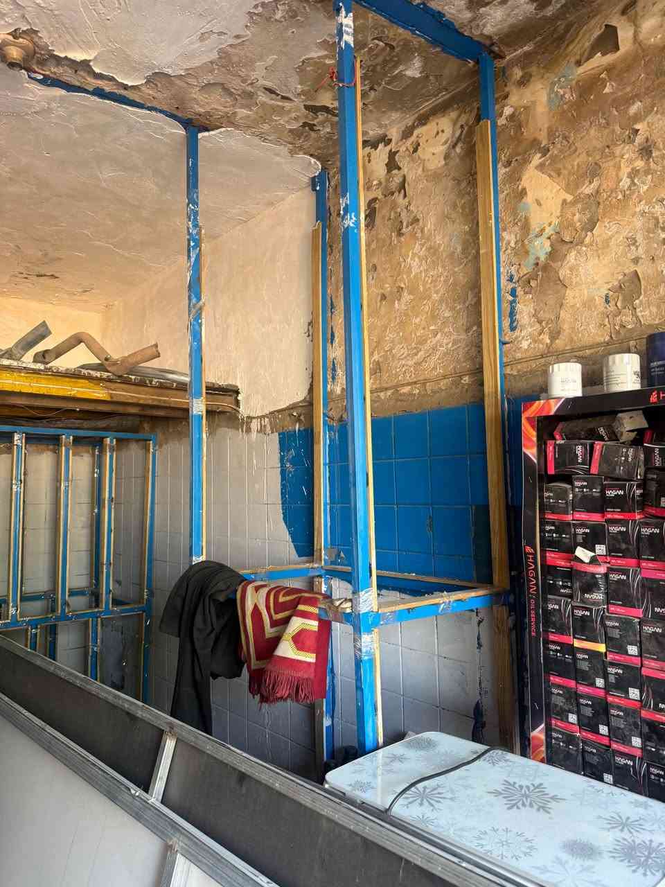 سلام عليكم
رفوف جام مال سيارات
جديد و كامل وسعر حلو 
بغداد شيخ عمر 
استفسار *********** بغداد, العراق
