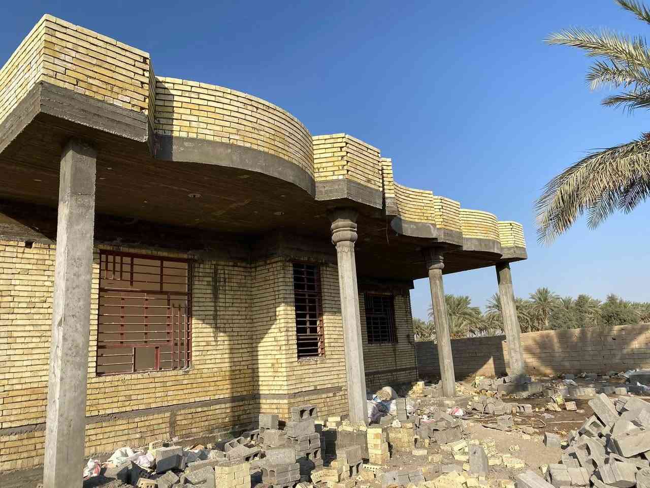 بسم الله والحمد الله معكم اخوكم احمد المصري خالفه بناء موجود في المشتل شارع المطبق ومعي كادر بناء من الدراجه الاولى تسليم هندسي والتزام بلاموعاد ومتفرغ حالياً ***********كله من عند الله اللهم لك الحمد والشكر دائما وابدا
