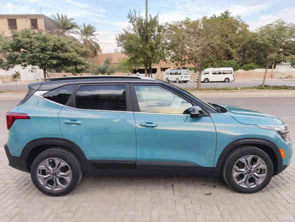 السلام  عليكم كيا سليتوس موديل 2024 وارد امريكي الون فستقي مواصفات السياره نص فول بصمه شاشه جتل متصله فول تحكم استيرن تو كنر مكينه 2000دوش اشاير بل مري ردار امامي خلفي جانبي قطعتين تبريد ويل كل 18 كروم حادث سياره بسيط   بدون حادث فقط بارد بل بنيد شبر باقي السياره مكفوله من صبغ والشخوط وشاصي ولغد بدون ايرباك ماشيه 10زيرو السياره جاهزه من كلشي نظافة السياره 100/100وضع الشركه السعر 160 وبيه مجال السياره بدون رقم منفيس بسمي دخول جديد مكان السياره 
بغداد حي الجهاد *********** ابو مصطفى
