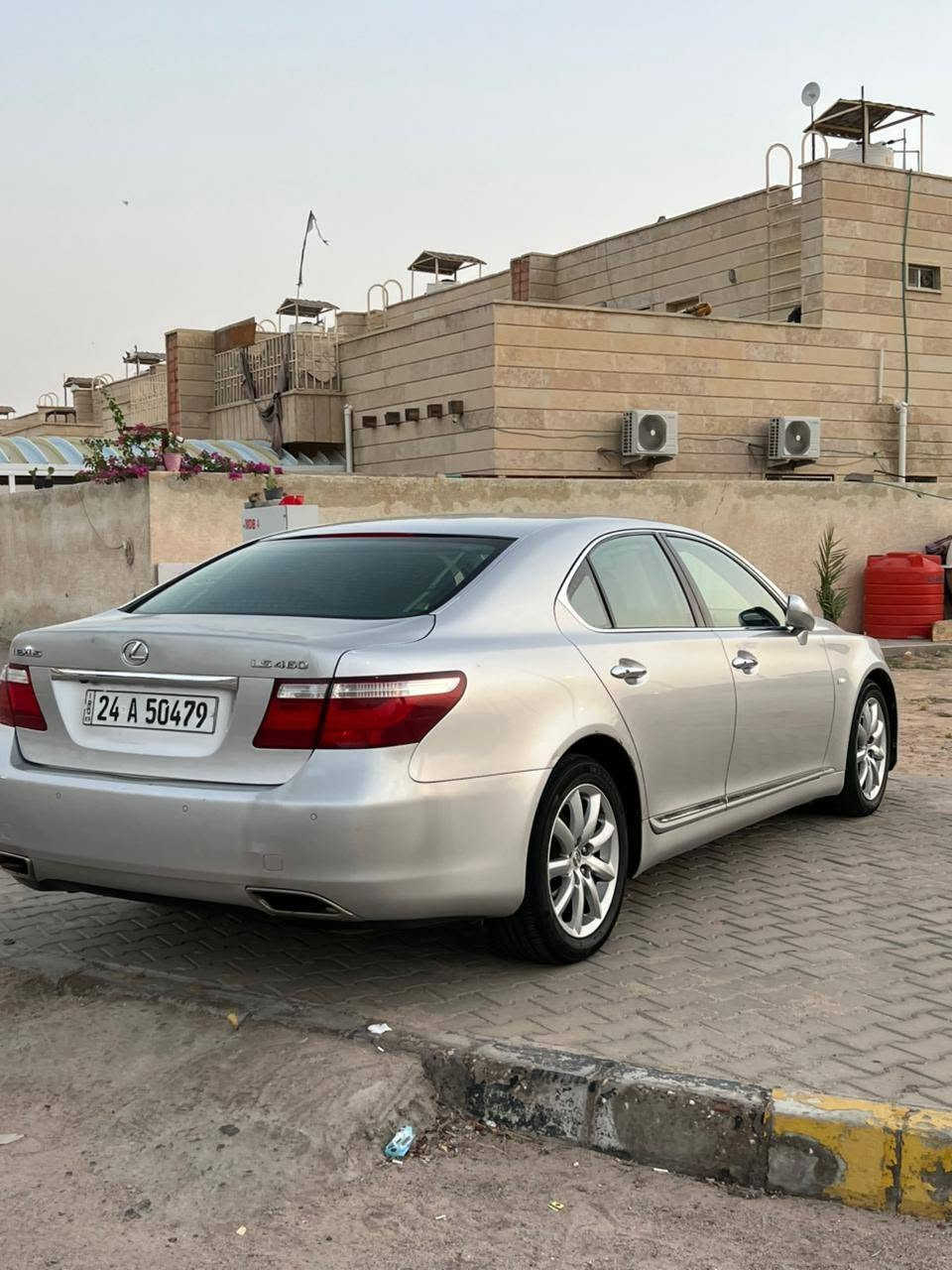 اسلام عليكم لكززصالون مديل7حجم المحرك LS450.لون صلفر 8اسلندر مكان سياره بصره كوم حديد السعر 70استفساراتصل اوبيه مجال ***********

