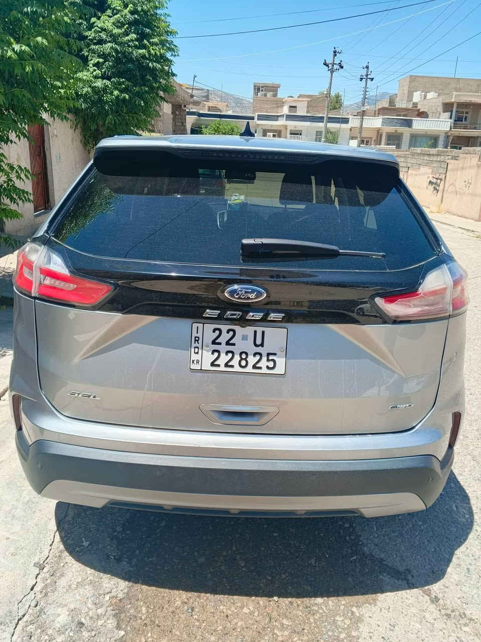 ford 2024 
فورد يدج 
فول فوله به س سلايدي نيه 
مه كينه و گيري به شه رت 
27 هه زار رؤشتوه 
بي ده عم و ليدراو 
سه نه وى تا 2031 تازه يه به ناوي خومانه ويه 
نوقساني نيه 
115 گه لا 
***********
واتساپي له سه ره 
*********** دار بنديهكان, السليمانية
