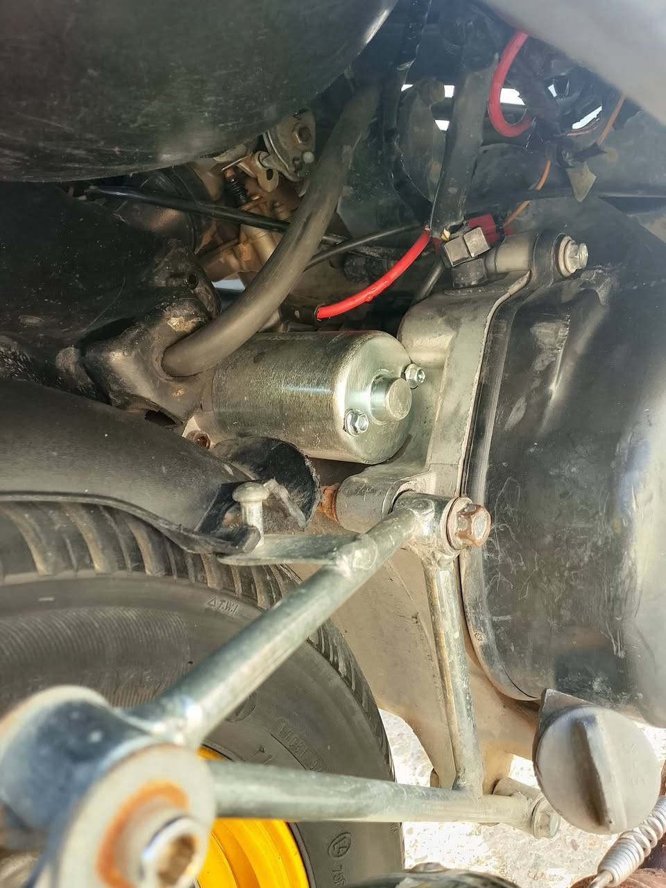 سلام عليكم شباب دراجه للبيع كفاله عامه كله شغال بوشه 49 سلف هند كهربائيات تخم تاير كفاله عامله ماناقصها برقي مال جناي ب550وبيها مجال


**إذا كنت صاحب هذا الإعلان وتريد حذفه لأي سبب، رجاءا أرسل رسالة إلى الدعم الفني**