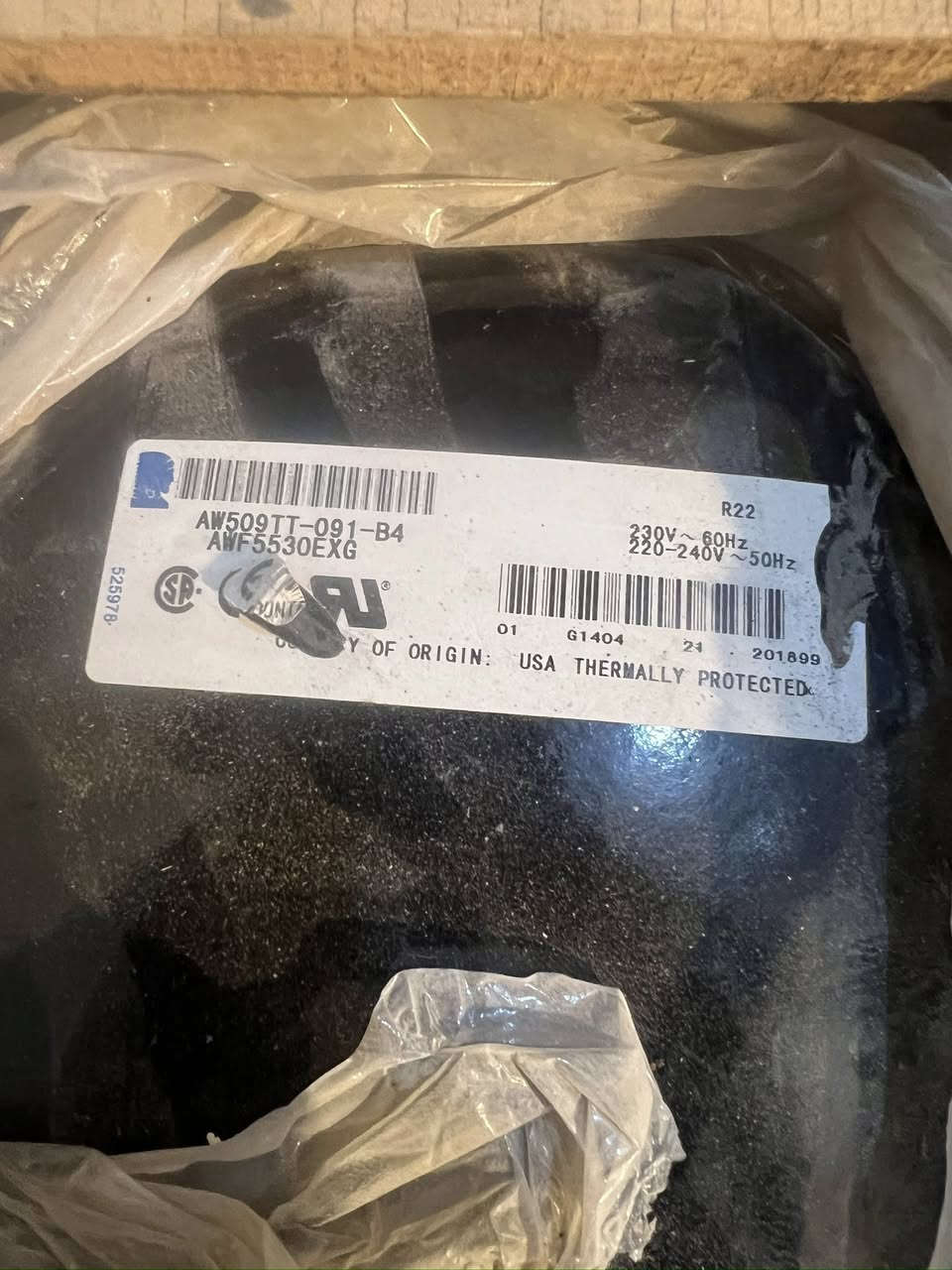 كمبريسر تكومسا طنين ونص جديد غير مستخدم يرهم على سبلت 3طن 

مكاني👇

ناصريه حي التضحيه شارع العلوه نهايته كلش للاخير تاخذ يسره مو اول فرع الثاني ع ايدك اليمنه محلي ركن وذا تيهت بس اسئل ورشه غيث للتبريد يدلونك عليه 

               اتواجد بالمحل الاوقات👇

(الصبح من9لل1الظهر)
(العصر من4 لل12بليل)

اتصال+وتساب ***********    زين

 اتصال+وتساب ***********   اسيا

اضغط على رابط يحولك وتساب👇

https://wa.me/9647763827720

        @46.c.n       إنستغرام 

تيكتوك            64.c.n@

خابرني قبل لاتجي

وهذا الموقع مالتي بالضبط بالخريطه👇

https://maps.app.goo.gl/x6NCf2ACDmc6neNo9?g_st=com.google.maps.preview.copy

#ورشه_متنقله_لصيانه_اجهزه_التبريد_في_الناصريه
#افضل_ورشه_في_الناصريه_لصيانه_الثلاجات
#افضل_ورشه_في_الناصريه_لصيانه_المكيفات
#افضل_ورشه_في_الناصريه_لصيانه_السبالت
#تصليح_جميع_اجهزه_التبريد
