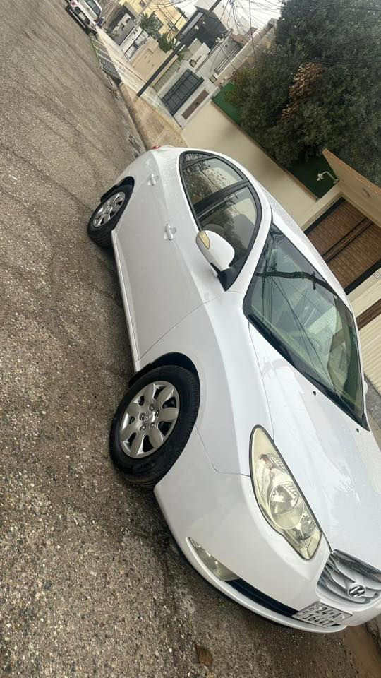 هونداي النترا 2011 لون ابيض

سيارة رقم دهوك رقم و سنوي جدد 
سيارة كير اوتوماتيك 

السيارة بها قطعة بخ فقط مع تعديلين بارد اصغار

سيارة حيل نضيفة وجاهزة 

سعرها 120$

رقم الهاتف و الواتساب 
***********
