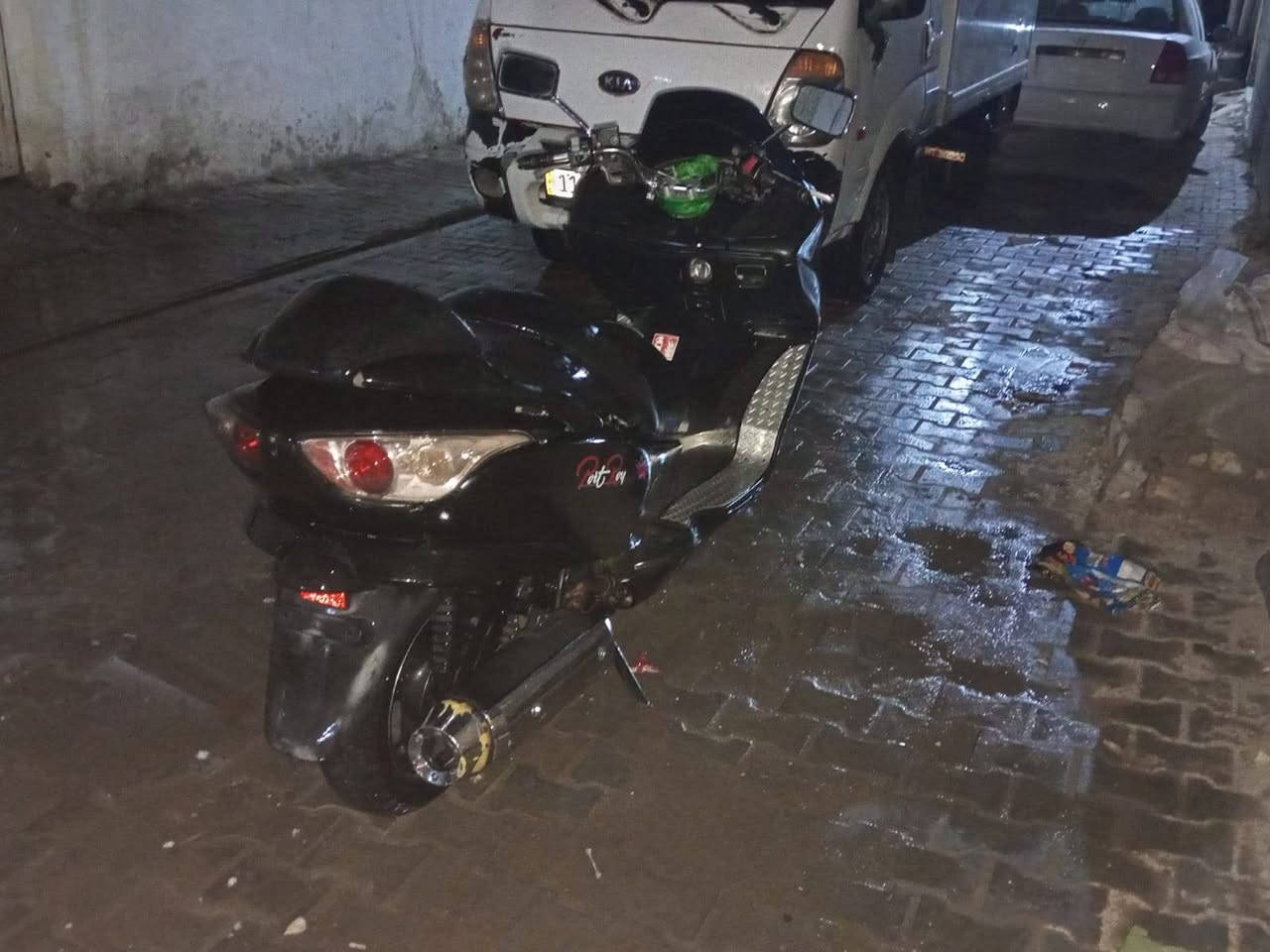 سلام عليكم دراجه فورزا صفر 8  للبيع دراجه نضيفه السعر خاص ***********
