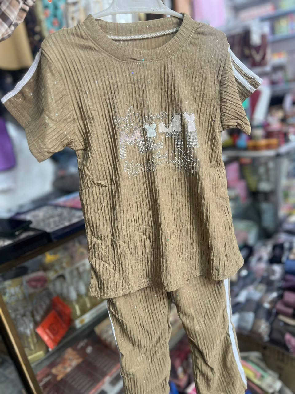 تراكات بناتي ستراس 🌸💕🧿
 ..
بأنسب الاسعار 🌹🦋
 .
متوفر من عمر 3 سنوات ــــــــ عمر 12 سنة 😍
.
قياسات من(12ـــــ20)💕
.
السعر:8،000 ألاف دينار بسسسسس 🔥 
.
القماش أصلي درجة أولى 😍 
 .
العنوان ـديالى-خان بني سعد ـالحولي-مقابل ابو سعد الجوراني مجمع كرار 🔥🫶🏼 
.
@إشارة


**إذا كنت صاحب هذا الإعلان وتريد حذفه لأي سبب، رجاءا أرسل رسالة إلى الدعم الفني**