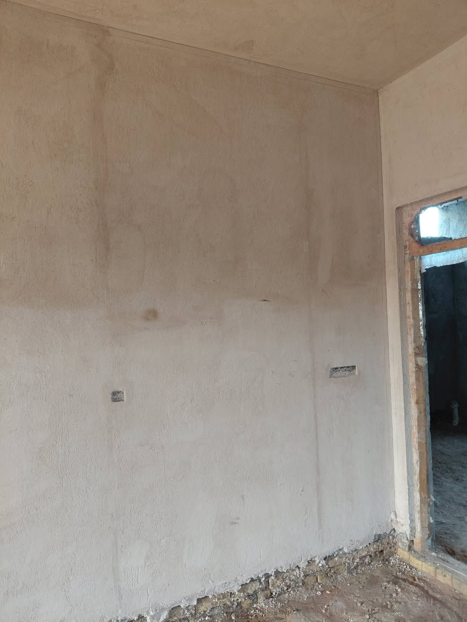 خلفة لبخ متفرغ جص سمنت شغل درجه اولى ***********
تصفير مساطر
