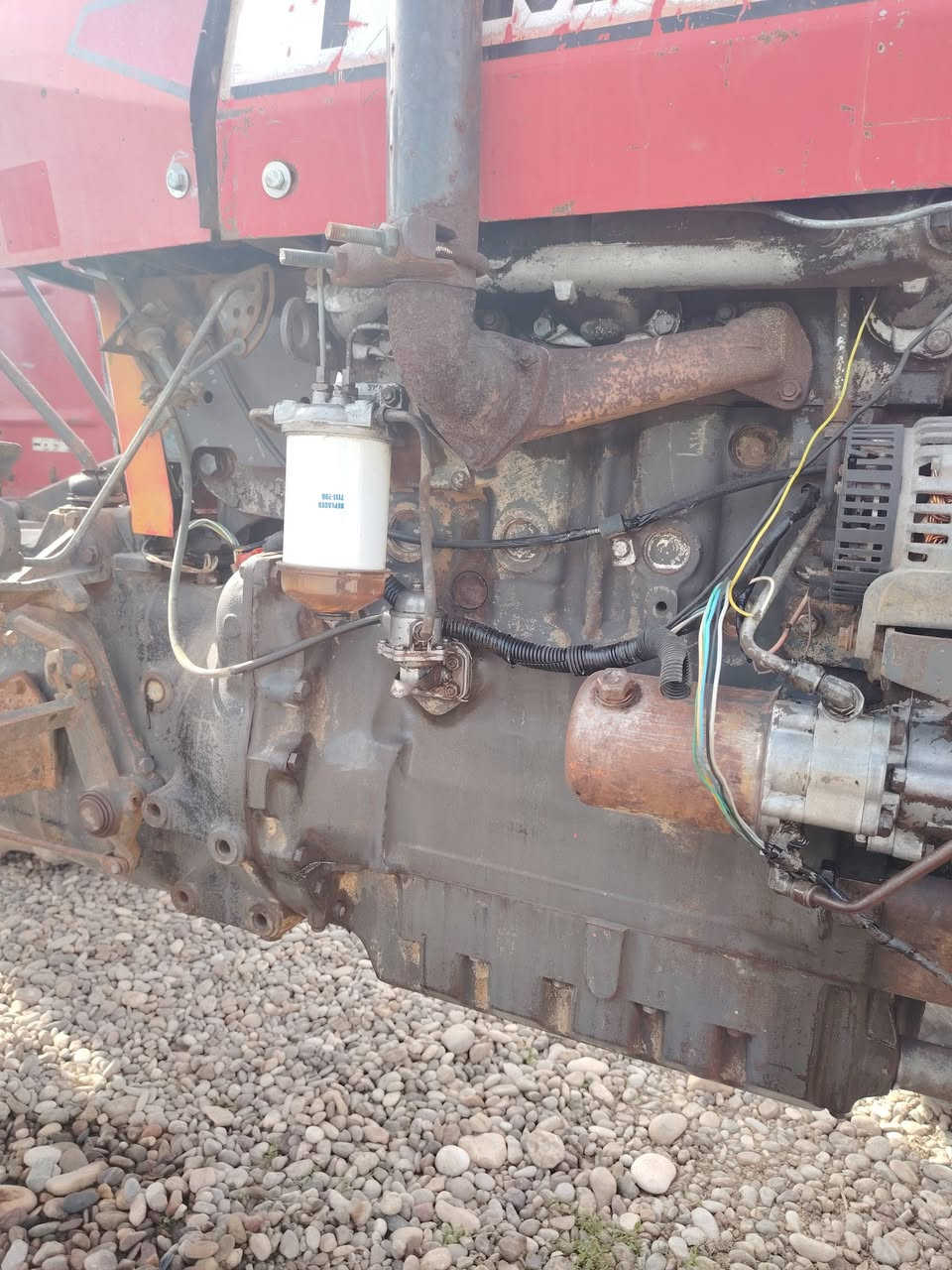 إيراني 98 رقم سنويه تحويل
جاهزه كير محرك اكسل مضبوط لا صرف لا بخار
والبقيه جدام العين سعر 8 ونص ملاين وبي مجال بسيط مكاني كركوك ***********
