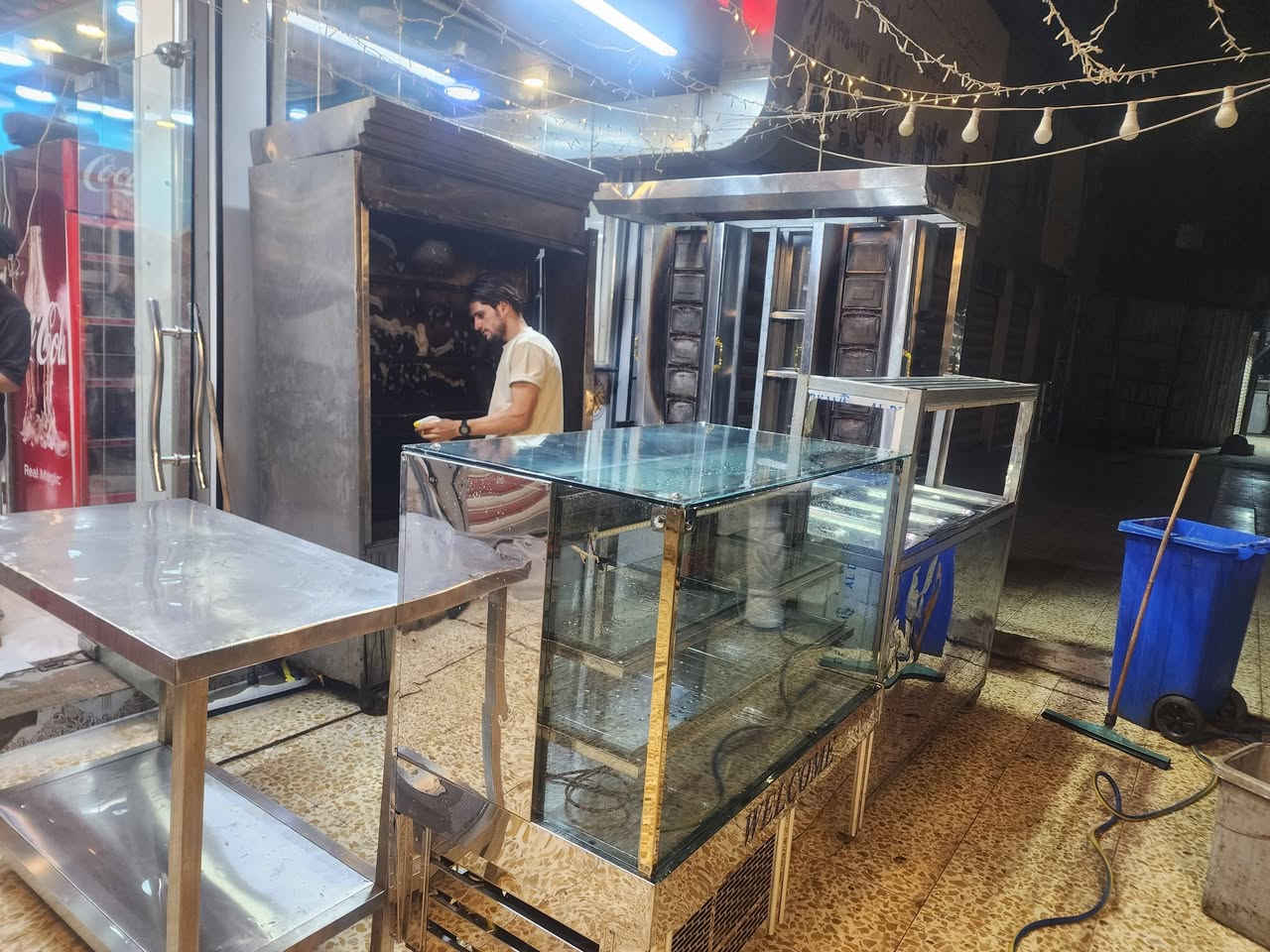 سلام عليكم غراض مطعم البيع براد مقبلات ويصير تحضير بيتزة
شوايه ٨ شياش ماكور شغال ميز سل ستيل مترين 
حمايه مال تمن ٤ بلانكه  شوايه مال كص بل جيس ست عيون +964 788 295 4939 بغداد مدينت صدر


**إذا كنت صاحب هذا الإعلان وتريد حذفه لأي سبب، رجاءا أرسل رسالة إلى الدعم الفني**