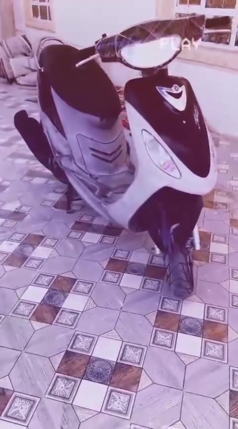 ***********
