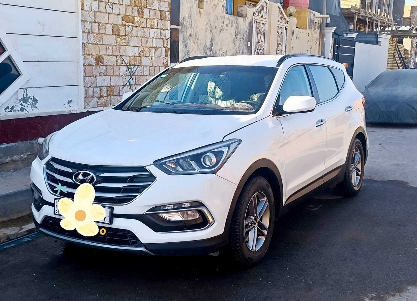 سنتافيا سبورت 2017
سياره وارد امريكي ضررها كلش بسيط بدون دواخل 
مكينه 4 سلندر 2400
مكينه وگير وتبريد خير من الله 
حداديه جديده 
دواخل بالباكيت 
ماشيه 73000 مايل 
رقم ذي قار بأسمي سنويه جديده ورقم دولي 
*********** اتصل وتدلل
